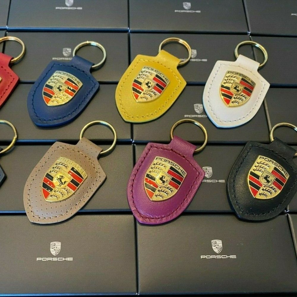 Porsche Brown STUTTGART HOTROD Suede Blue Leather Crest KeyRing Ke… - Picture 4 of 4